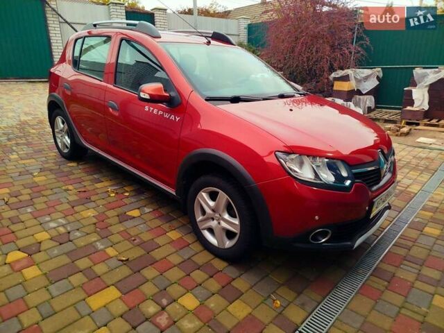 Красный Рено Сандеро, объемом двигателя 1.46 л и пробегом 80 тыс. км за 7777 $, фото 18 на Automoto.ua