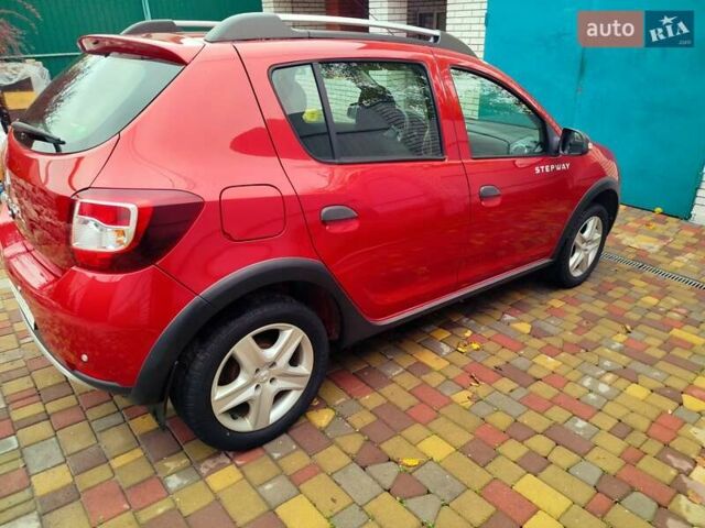 Красный Рено Сандеро, объемом двигателя 1.46 л и пробегом 80 тыс. км за 7777 $, фото 17 на Automoto.ua