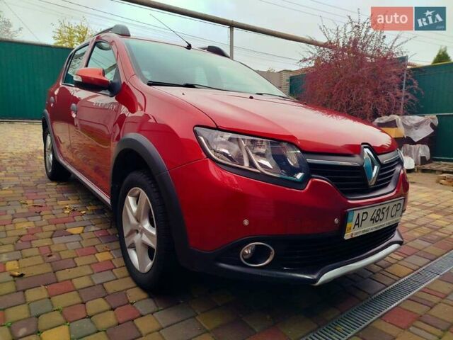 Красный Рено Сандеро, объемом двигателя 1.46 л и пробегом 80 тыс. км за 7777 $, фото 19 на Automoto.ua