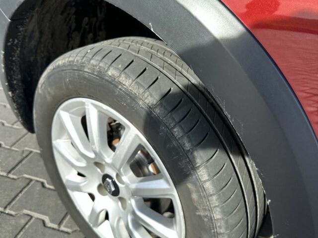 Красный Рено Сандеро, объемом двигателя 1.6 л и пробегом 84 тыс. км за 10900 $, фото 12 на Automoto.ua