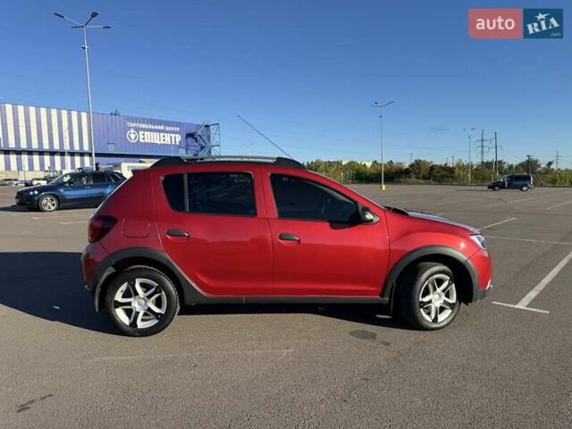 Красный Рено Сандеро, объемом двигателя 1.46 л и пробегом 62 тыс. км за 9500 $, фото 9 на Automoto.ua