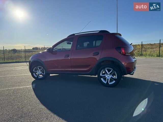 Красный Рено Сандеро, объемом двигателя 1.46 л и пробегом 62 тыс. км за 9500 $, фото 4 на Automoto.ua