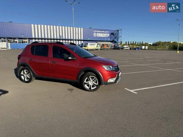 Красный Рено Сандеро, объемом двигателя 1.46 л и пробегом 62 тыс. км за 9500 $, фото 10 на Automoto.ua