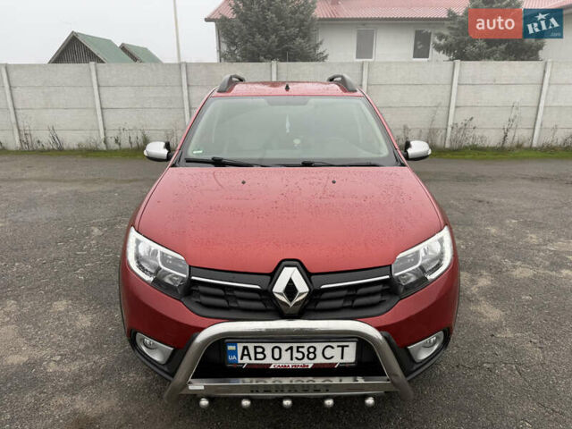 Красный Рено Сандеро, объемом двигателя 1.5 л и пробегом 94 тыс. км за 10700 $, фото 14 на Automoto.ua