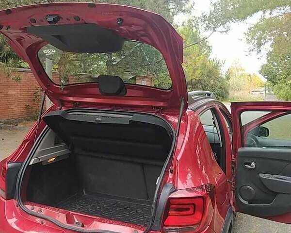 Рено Сандеро 2018 в Днепре (Днепропетровске) на Automoto.ua Красный Рено Сандеро, объемом двигателя 0.9 л и пробегом 66 тыс. км за 9900 $, фото 5 на Automoto.ua