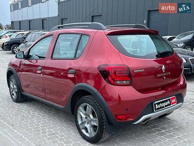Красный Рено Сандеро, объемом двигателя 0.9 л и пробегом 47 тыс. км за 9790 $, фото 8 на Automoto.ua