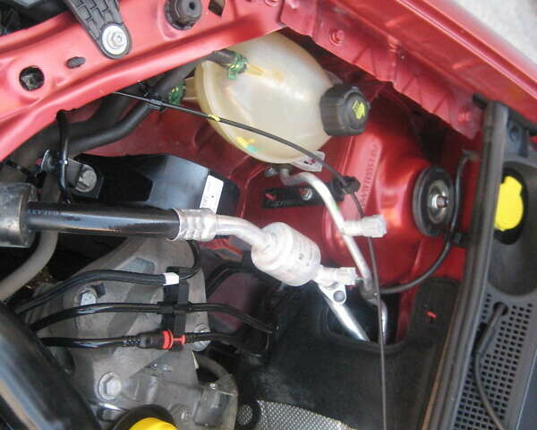 Червоний Рено Сандеро, об'ємом двигуна 0.9 л та пробігом 69 тис. км за 11200 $, фото 50 на Automoto.ua