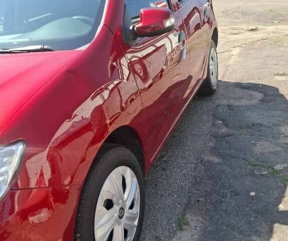 Красный Рено Сандеро, объемом двигателя 1 л и пробегом 78 тыс. км за 7800 $, фото 8 на Automoto.ua