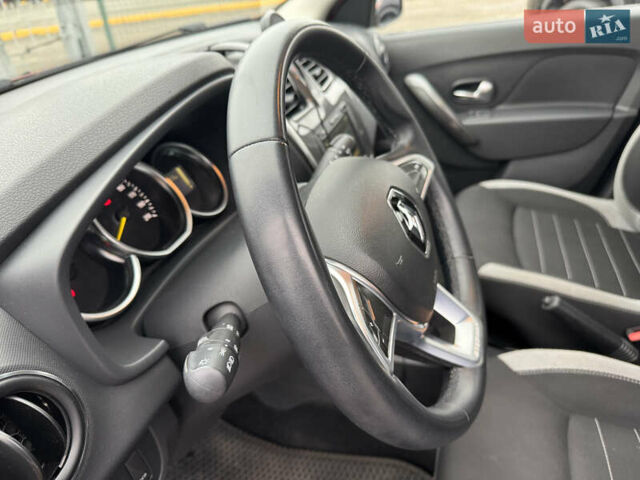 Червоний Рено Сандеро, об'ємом двигуна 0.9 л та пробігом 75 тис. км за 8890 $, фото 12 на Automoto.ua