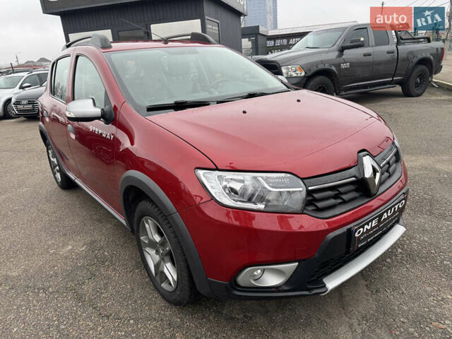 Червоний Рено Сандеро, об'ємом двигуна 0.9 л та пробігом 75 тис. км за 8890 $, фото 3 на Automoto.ua