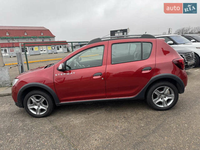 Червоний Рено Сандеро, об'ємом двигуна 0.9 л та пробігом 75 тис. км за 8890 $, фото 8 на Automoto.ua