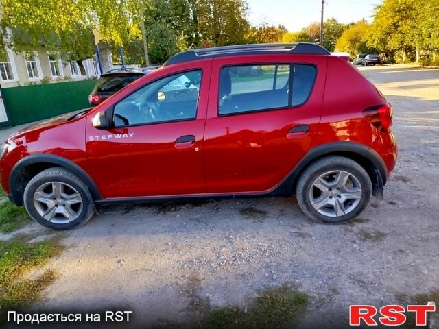 Рено Сандеро 2019 в Каменце-Подольском на Automoto.ua Красный Рено Сандеро, объемом двигателя 0.9 л и пробегом 49 тыс. км за 10700 $, фото 3 на Automoto.ua