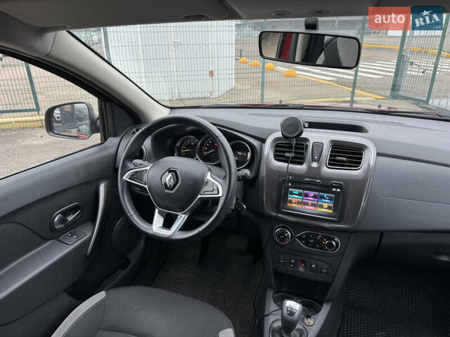 Червоний Рено Сандеро, об'ємом двигуна 0.9 л та пробігом 75 тис. км за 8890 $, фото 24 на Automoto.ua
