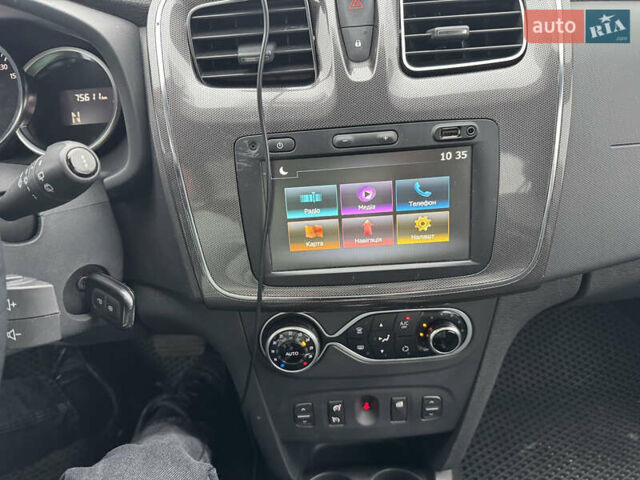 Червоний Рено Сандеро, об'ємом двигуна 0.9 л та пробігом 75 тис. км за 8890 $, фото 18 на Automoto.ua