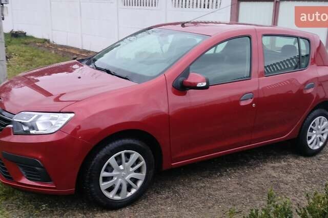 Красный Рено Сандеро, объемом двигателя 0.9 л и пробегом 48 тыс. км за 9678 $, фото 1 на Automoto.ua