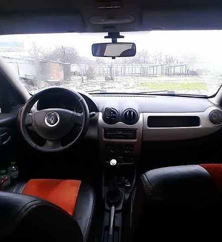 Рено Сандеро, об'ємом двигуна 1.6 л та пробігом 220 тис. км за 5000 $, фото 3 на Automoto.ua