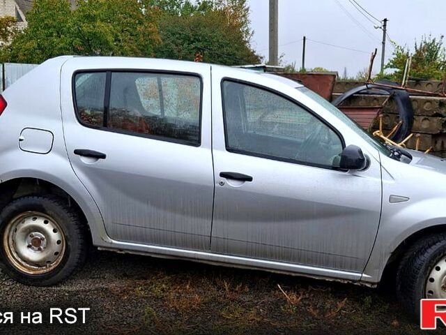 Рено Сандеро, объемом двигателя 1.4 л и пробегом 300 тыс. км за 3200 $, фото 6 на Automoto.ua