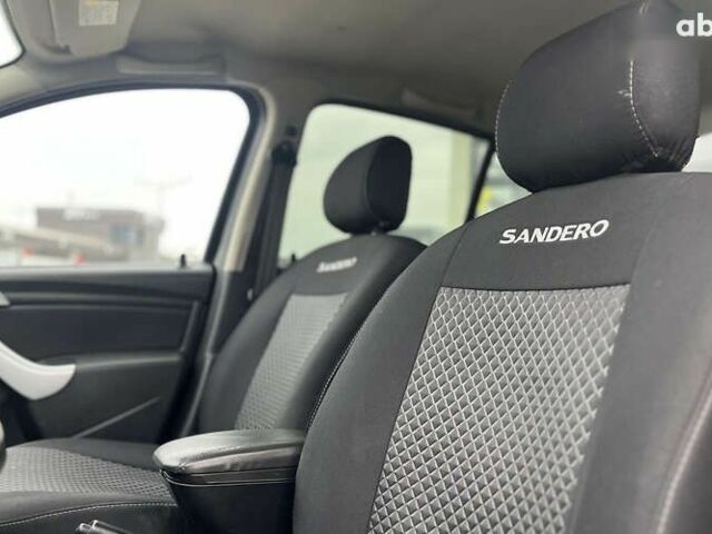 Рено Сандеро, об'ємом двигуна 1.6 л та пробігом 137 тис. км за 7200 $, фото 12 на Automoto.ua