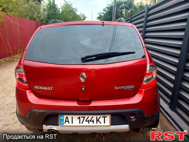 Рено Сандеро, объемом двигателя 1.6 л и пробегом 146 тыс. км за 7100 $, фото 4 на Automoto.ua