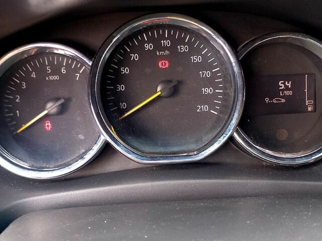 Рено Сандеро, объемом двигателя 1.5 л и пробегом 388 тыс. км за 4000 $, фото 6 на Automoto.ua