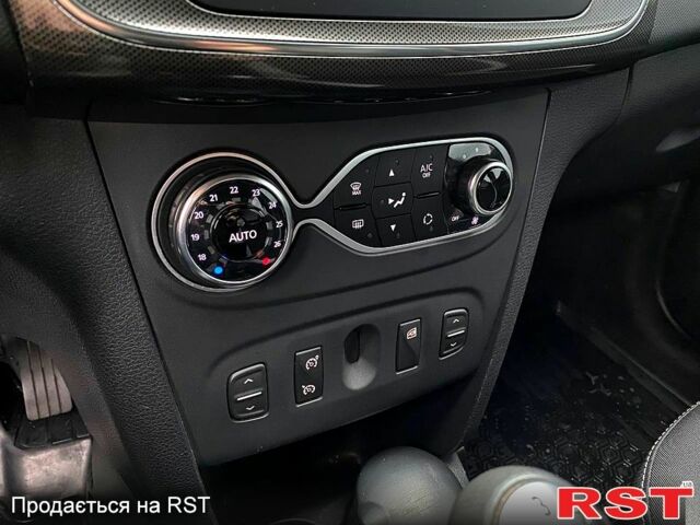 Рено Сандеро, объемом двигателя 1.5 л и пробегом 51 тыс. км за 11200 $, фото 11 на Automoto.ua