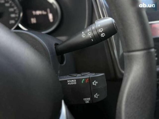 Рено Сандеро, объемом двигателя 0.9 л и пробегом 71 тыс. км за 9300 $, фото 21 на Automoto.ua