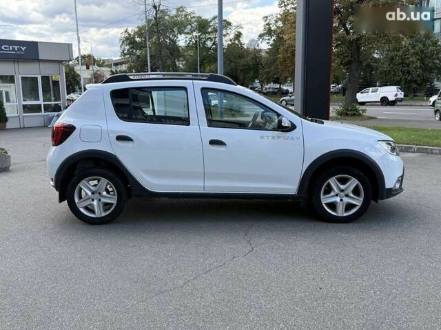 Рено Сандеро, объемом двигателя 0.9 л и пробегом 71 тыс. км за 9300 $, фото 5 на Automoto.ua