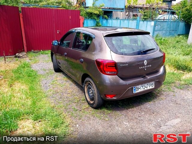 Рено Сандеро 2019 в Одессе на Automoto.ua Рено Сандеро, объемом двигателя 1.5 л и пробегом 165 тыс. км за 10000 $, фото 9 на Automoto.ua