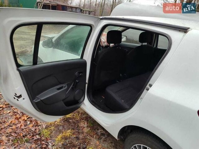 Рено Сандеро, об'ємом двигуна 1 л та пробігом 180 тис. км за 3500 $, фото 2 на Automoto.ua