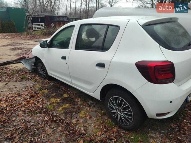 Рено Сандеро, об'ємом двигуна 1 л та пробігом 180 тис. км за 3500 $, фото 1 на Automoto.ua