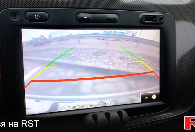 Рено Сандеро, об'ємом двигуна 0.9 л та пробігом 96 тис. км за 10400 $, фото 5 на Automoto.ua