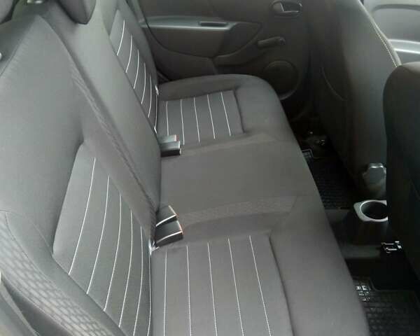 Рено Сандеро, объемом двигателя 0.9 л и пробегом 12 тыс. км за 11500 $, фото 9 на Automoto.ua