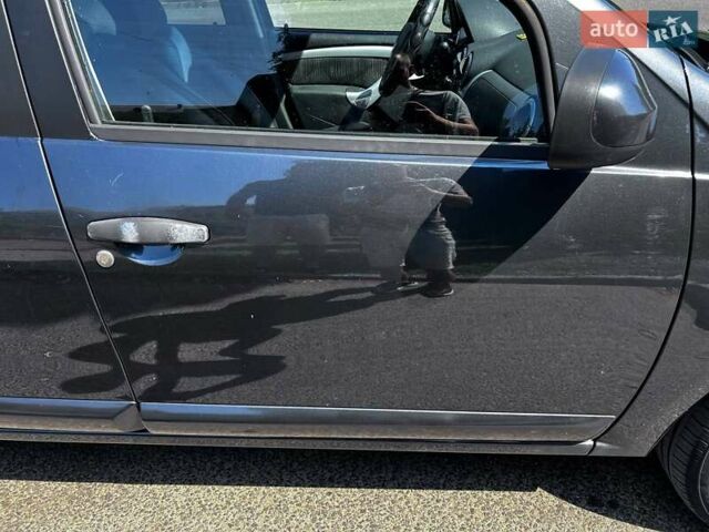 Серый Рено Сандеро, объемом двигателя 1.6 л и пробегом 88 тыс. км за 6200 $, фото 5 на Automoto.ua