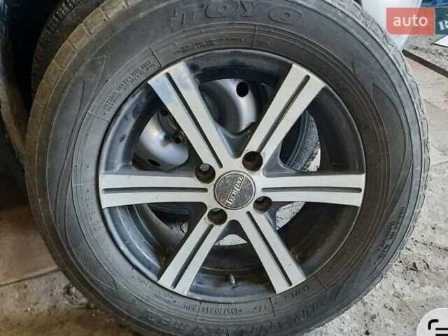 Серый Рено Сандеро, объемом двигателя 1.39 л и пробегом 175 тыс. км за 4600 $, фото 12 на Automoto.ua