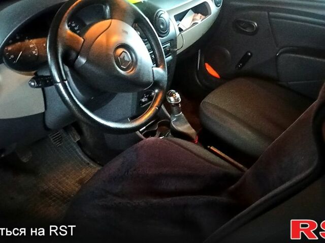 Серый Рено Сандеро, объемом двигателя 1.4 л и пробегом 232 тыс. км за 4200 $, фото 4 на Automoto.ua