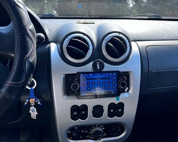 Серый Рено Сандеро, объемом двигателя 1.6 л и пробегом 88 тыс. км за 6200 $, фото 15 на Automoto.ua