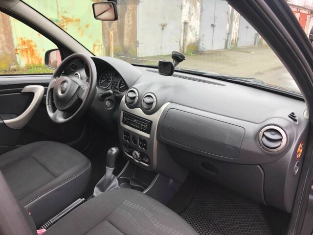 Серый Рено Сандеро, объемом двигателя 1.6 л и пробегом 125 тыс. км за 5500 $, фото 14 на Automoto.ua