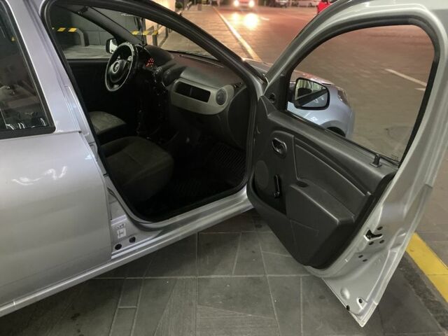 Серый Рено Сандеро, объемом двигателя 1.4 л и пробегом 312 тыс. км за 3500 $, фото 20 на Automoto.ua