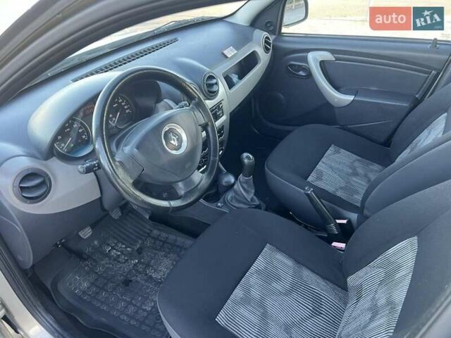 Сірий Рено Сандеро, об'ємом двигуна 1.39 л та пробігом 204 тис. км за 4900 $, фото 23 на Automoto.ua
