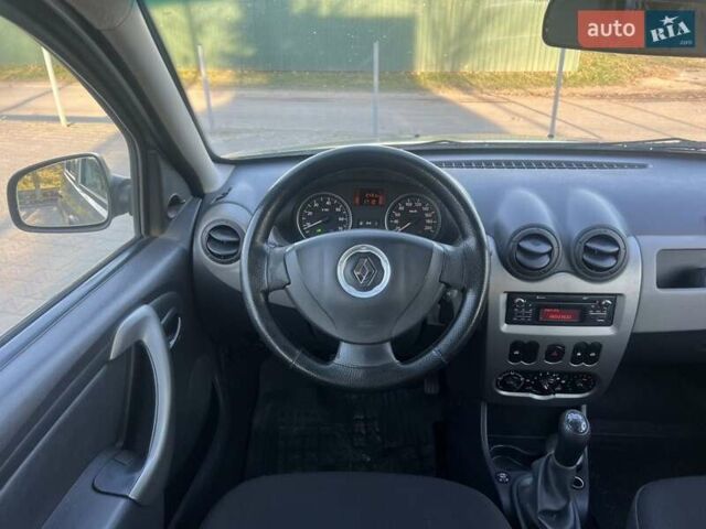 Сірий Рено Сандеро, об'ємом двигуна 1.39 л та пробігом 204 тис. км за 4900 $, фото 16 на Automoto.ua