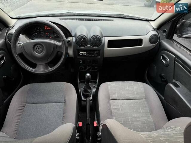 Серый Рено Сандеро, объемом двигателя 1.39 л и пробегом 252 тыс. км за 5300 $, фото 20 на Automoto.ua