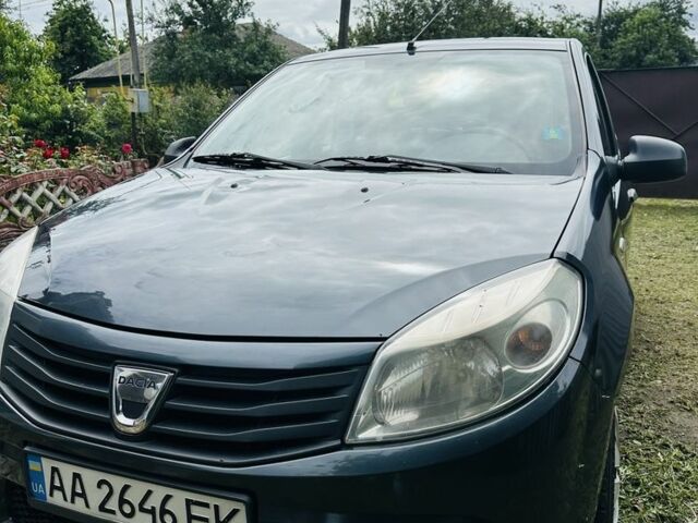 Сірий Рено Сандеро, об'ємом двигуна 1.2 л та пробігом 250 тис. км за 2500 $, фото 1 на Automoto.ua