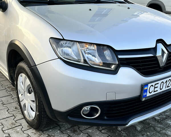 Серый Рено Сандеро, объемом двигателя 1.5 л и пробегом 177 тыс. км за 7800 $, фото 17 на Automoto.ua
