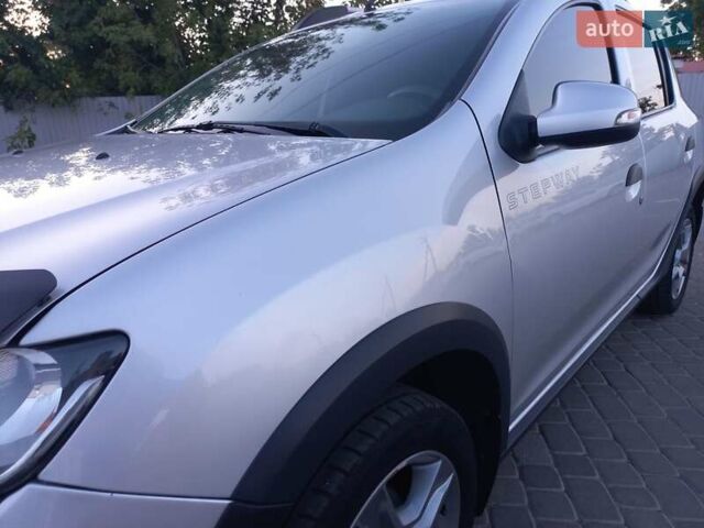 Сірий Рено Сандеро, об'ємом двигуна 1.46 л та пробігом 150 тис. км за 7900 $, фото 17 на Automoto.ua