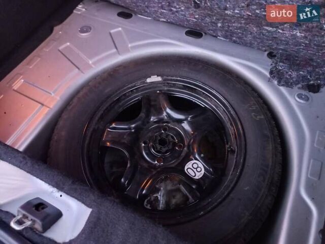 Сірий Рено Сандеро, об'ємом двигуна 1.46 л та пробігом 150 тис. км за 7900 $, фото 54 на Automoto.ua