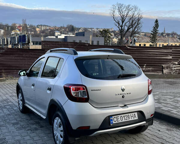 Серый Рено Сандеро, объемом двигателя 1.5 л и пробегом 177 тыс. км за 7800 $, фото 6 на Automoto.ua