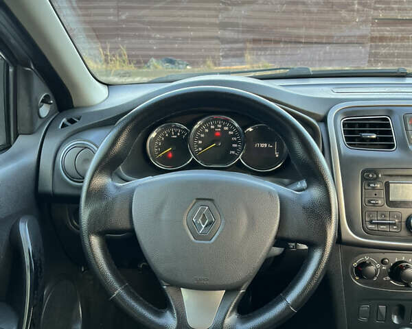 Серый Рено Сандеро, объемом двигателя 1.5 л и пробегом 177 тыс. км за 7800 $, фото 35 на Automoto.ua