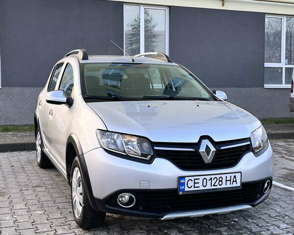 Серый Рено Сандеро, объемом двигателя 1.5 л и пробегом 177 тыс. км за 7800 $, фото 14 на Automoto.ua