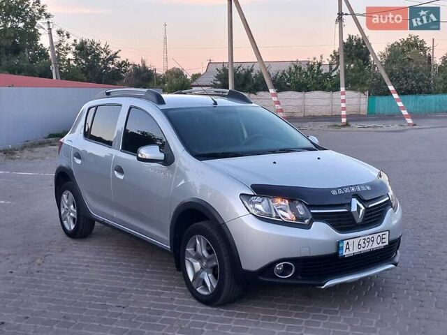 Сірий Рено Сандеро, об'ємом двигуна 1.46 л та пробігом 150 тис. км за 7900 $, фото 6 на Automoto.ua