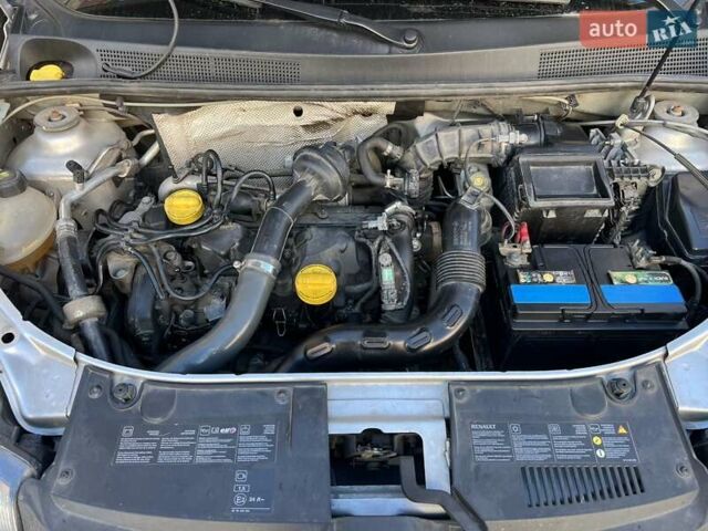 Рено Сандеро 2014 в Запорожье на Automoto.ua Серый Рено Сандеро, объемом двигателя 1.46 л и пробегом 129 тыс. км за 9000 $, фото 30 на Automoto.ua